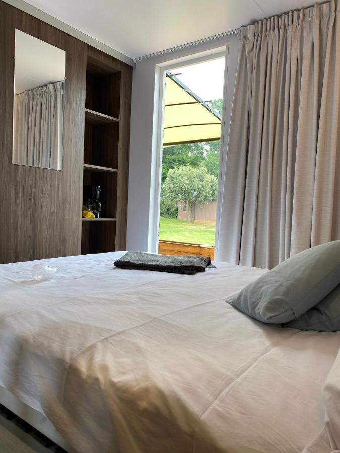 Domaine Des Ormes By Home From Home ดอล-เดอ-เบรอตาญ ภายนอก รูปภาพ