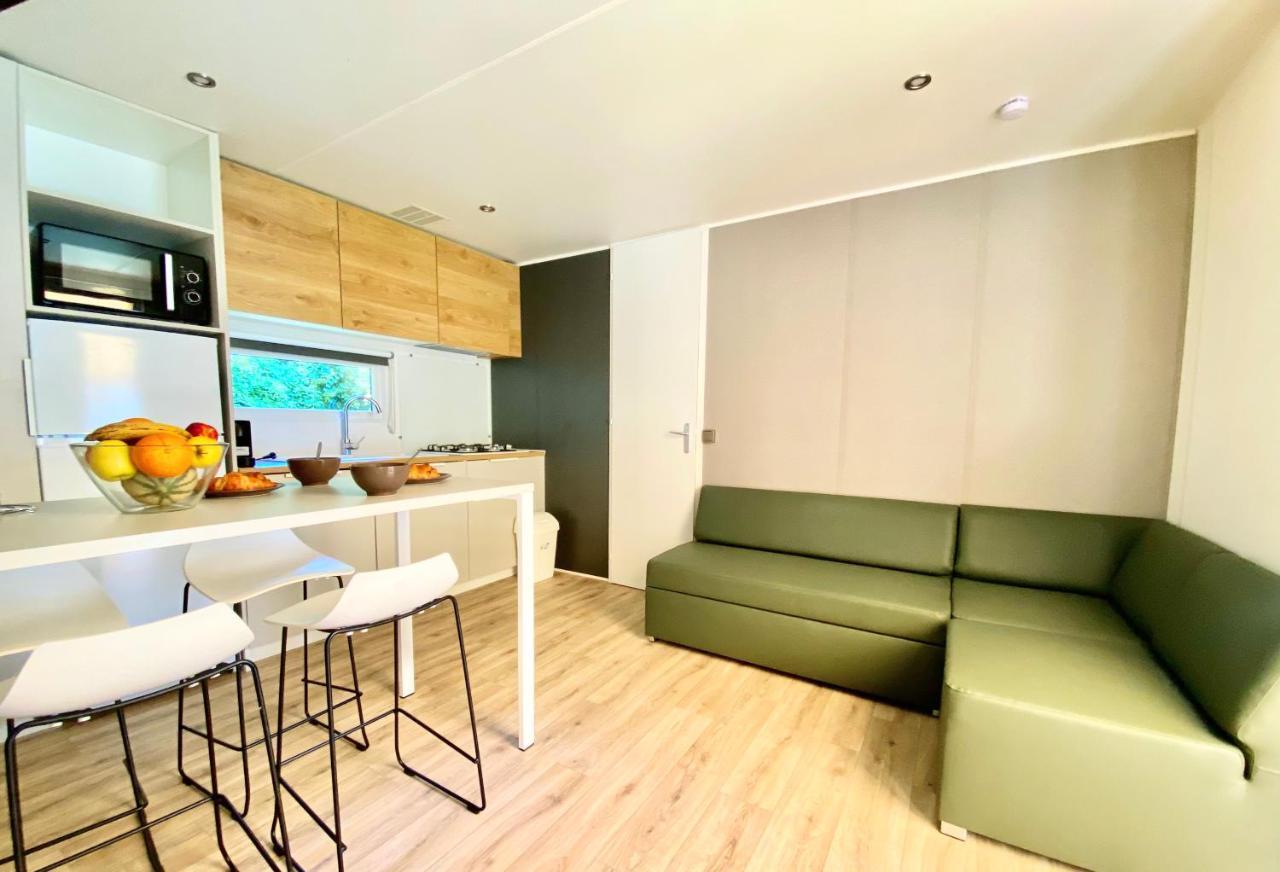 Domaine Des Ormes By Home From Home ดอล-เดอ-เบรอตาญ ภายนอก รูปภาพ